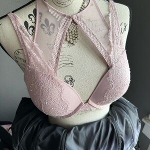 Elegant Lace Halter Bralette - Pink